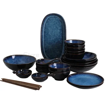 Temno modri ljudje uporabljajo posode, krožniki, sklede, skodelice, omake, iz porcelana