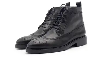 Nove modne zimske konicami prstov črno Delo čevlji ročno pravega usnja čipke vklesan Martin škornji moški škornji